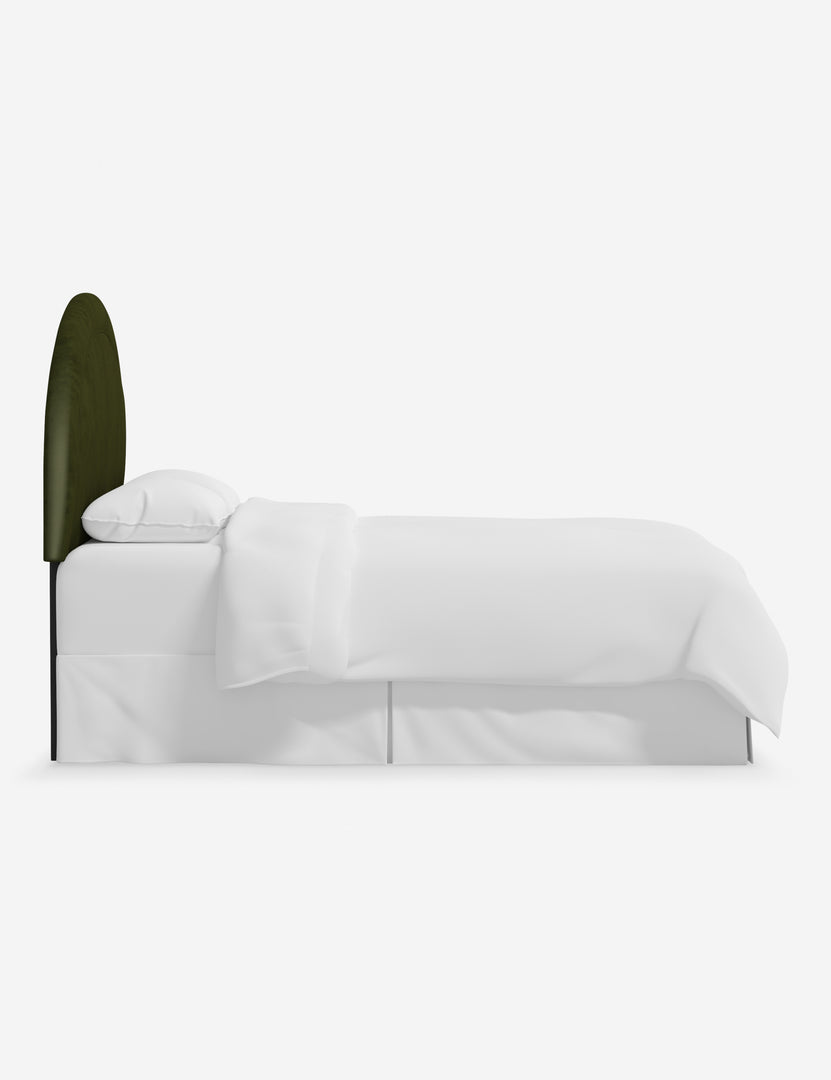 #color::pine-velvet #size::twin #size::full #size::queen #size::king #size::california-king | Side of the Odele Pine Green Velvet arched headboard