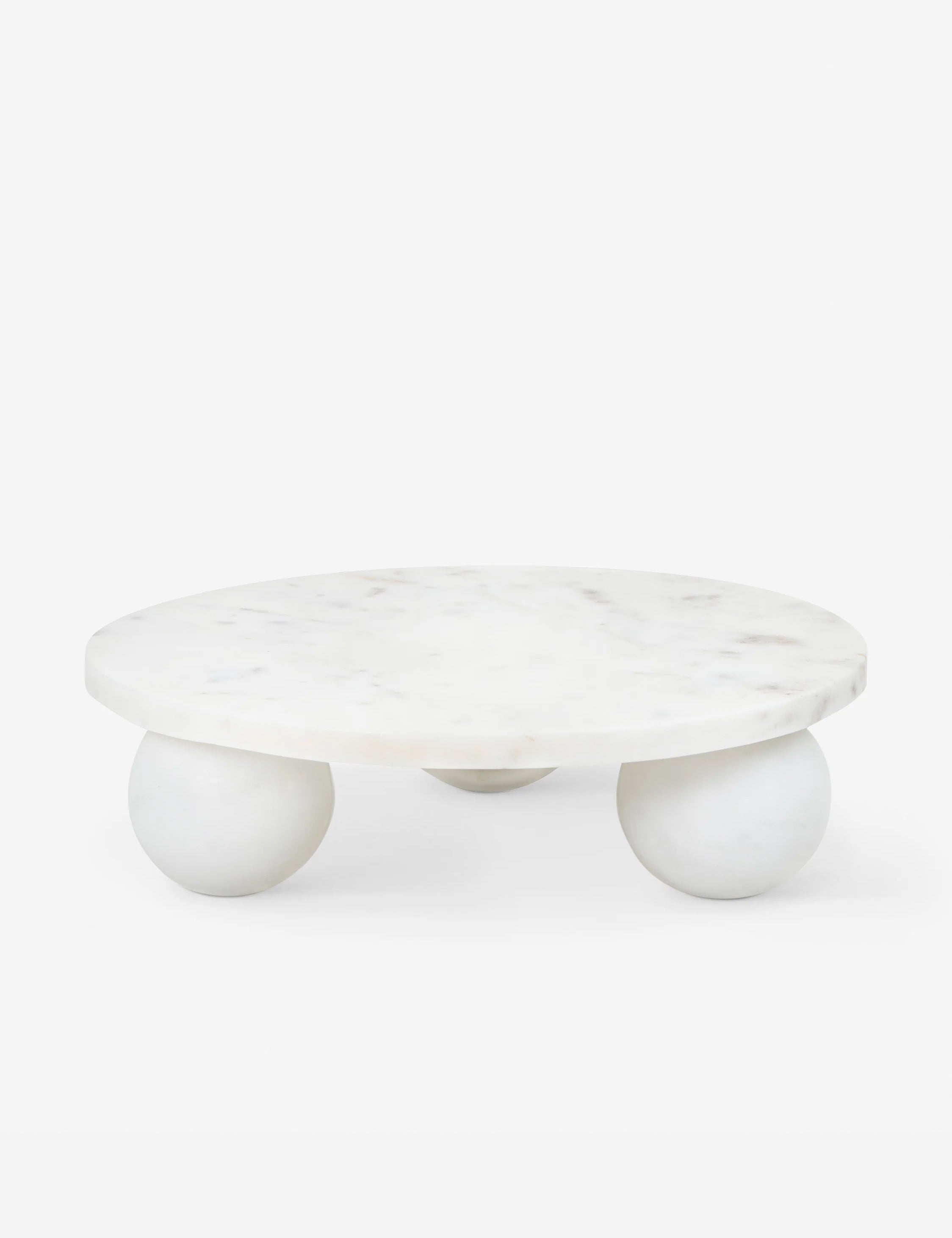 #color::white #size::large
