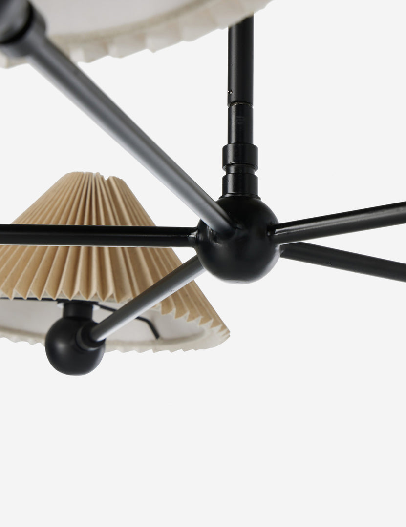 #color::black #size::41-dia