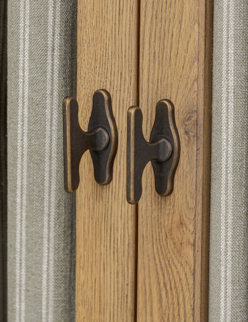 #color::aged-smoked-oak