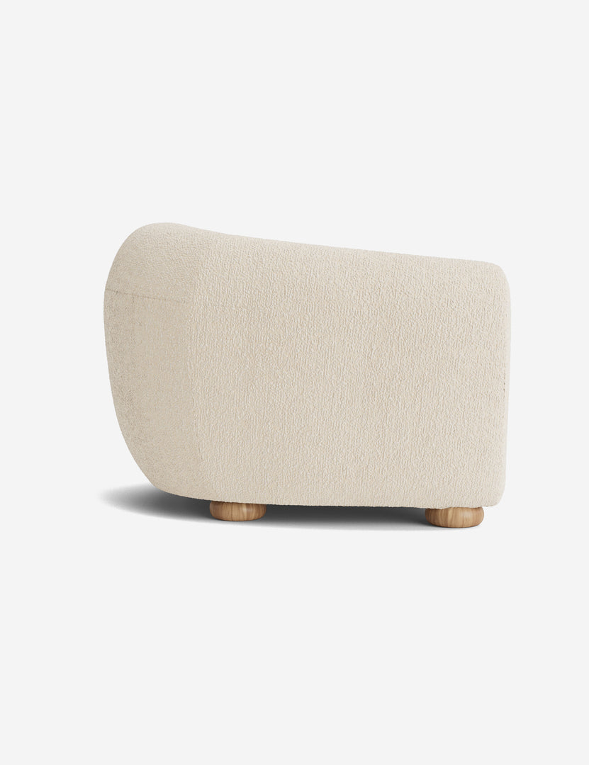 #color::white-boucle