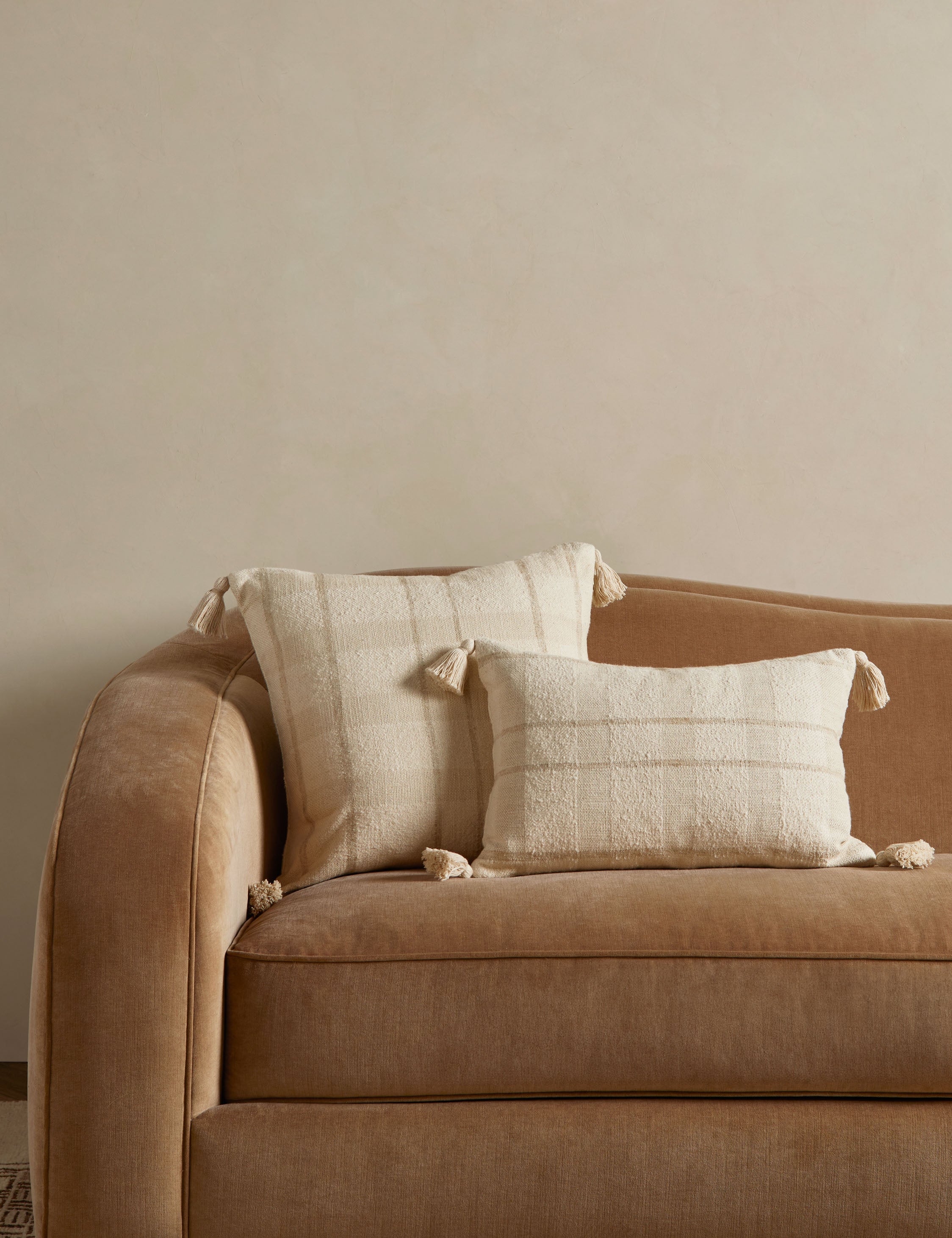 #style::square #style::lumbar