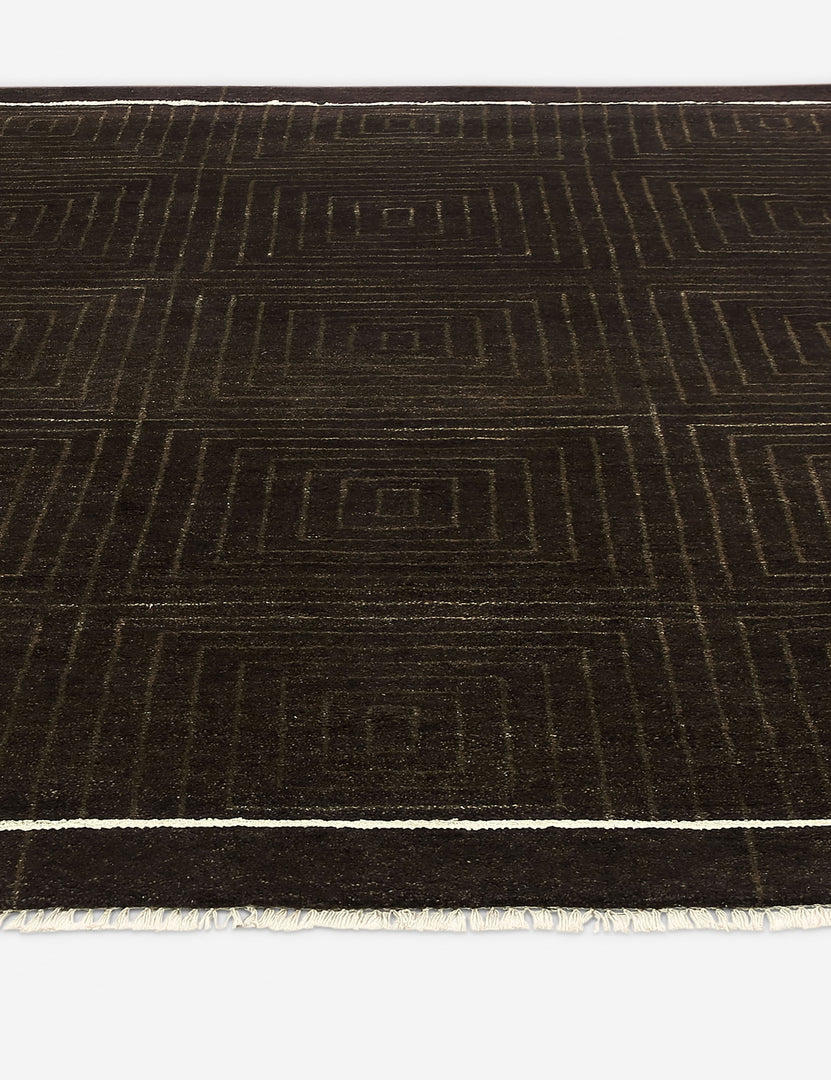 #color::dark-brown #size::8--x-10- #size::9--x-12-