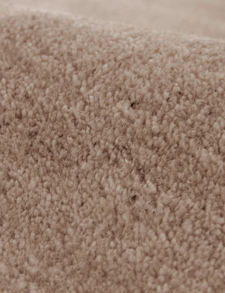 #color::sand-dune #size::6--x-9- #size::8--x-10- #size::9--x-12- #size::10--x-14- #size::12--x-15- #size::6--round #size::8--round