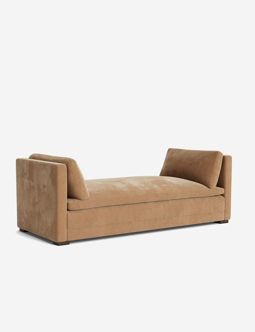 #color::caramel-vintage-velvet