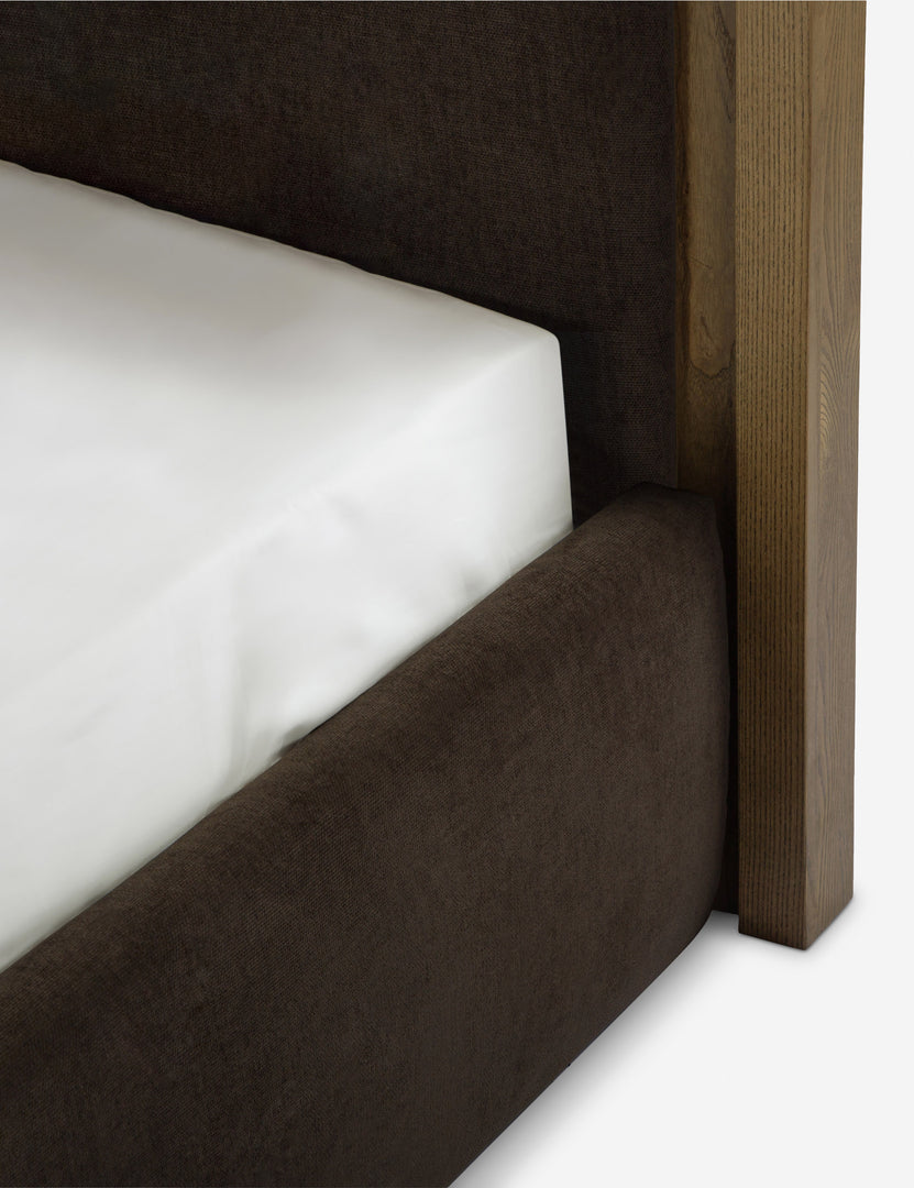 #color::brown #size::king