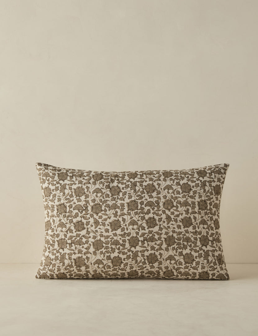 #color::taupe #style::lumbar