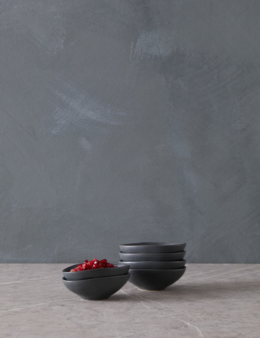 #color::black #style::oval-bowls--set-of-6