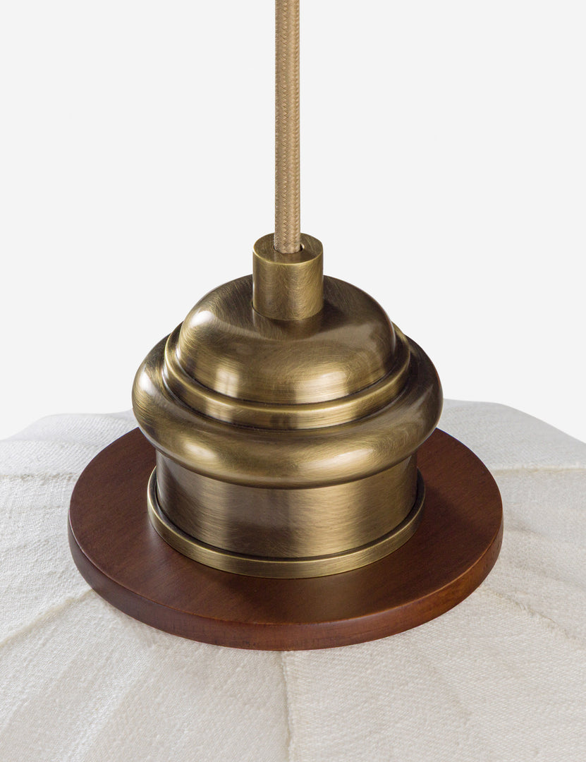 #color::white #size::36-dia