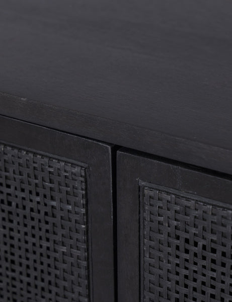 #color::black-and-black