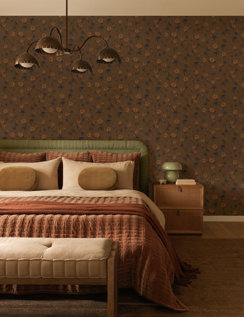 #color::burnished-brass #size::33-dia