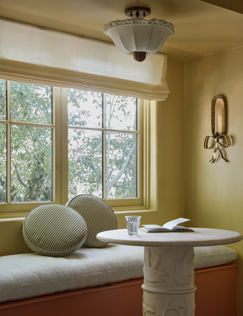 #color::dark-olive #style::disc