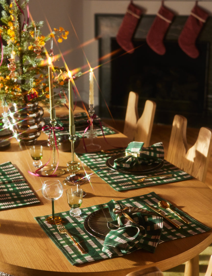 #color::green #style::napkin--set-of-4 #style::placemats--set-of-4 
