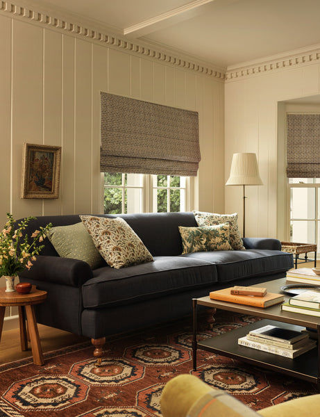 #color::taupe #style::square