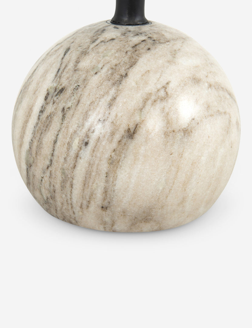 #color::antique-white-marble