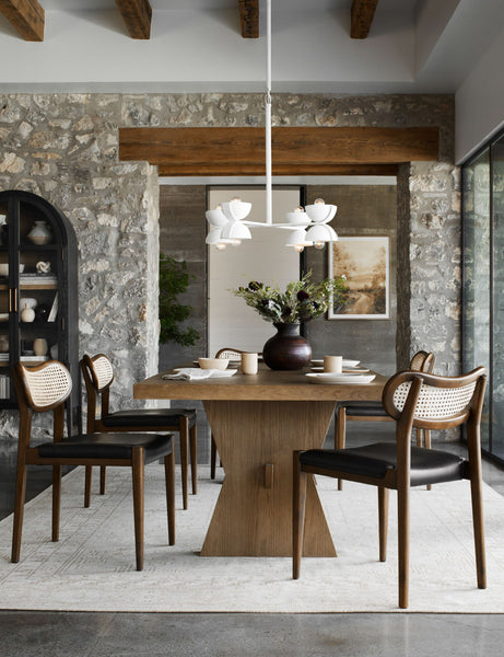 #color::oak-and-black