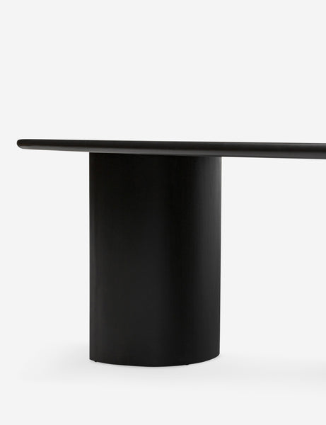 #color::black #size::118-w