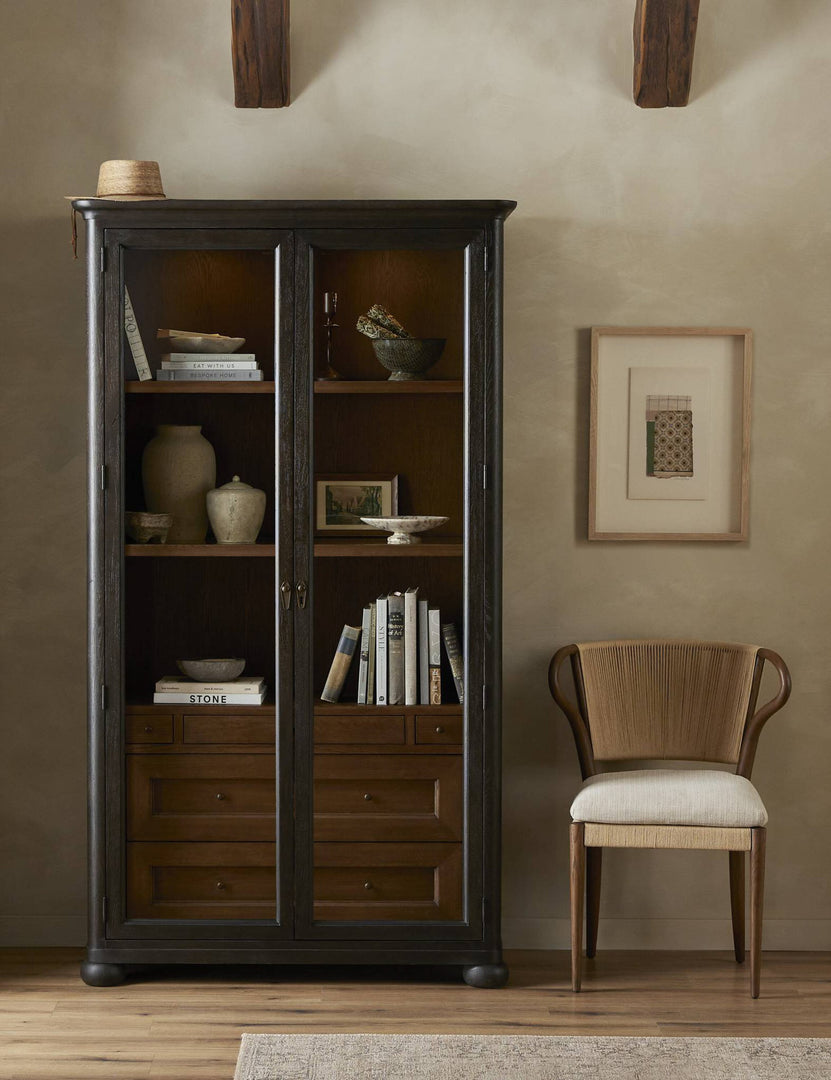 #color::smoked-black