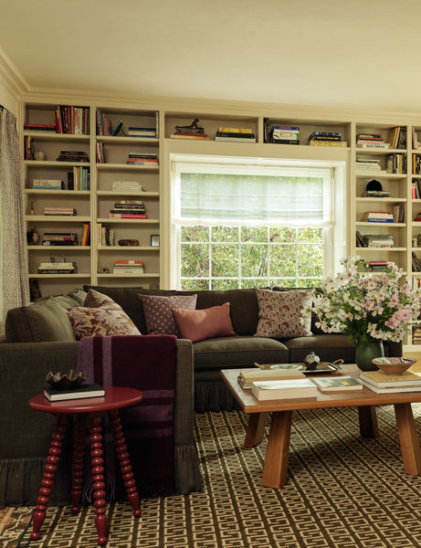 #color::taupe #style::square