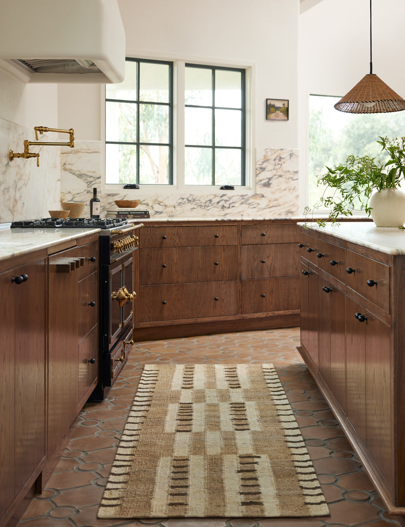 #size::2-6--x-8--runner | Tempo Flatweave Jute Runner Rug by Elan Byrd styled in a kitchen.