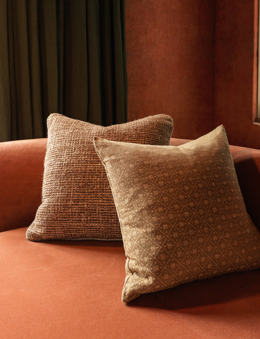 #color::marigold-and-ivory #style::square #fill type::with-feather-down-insert #fill type::pillow-cover-only