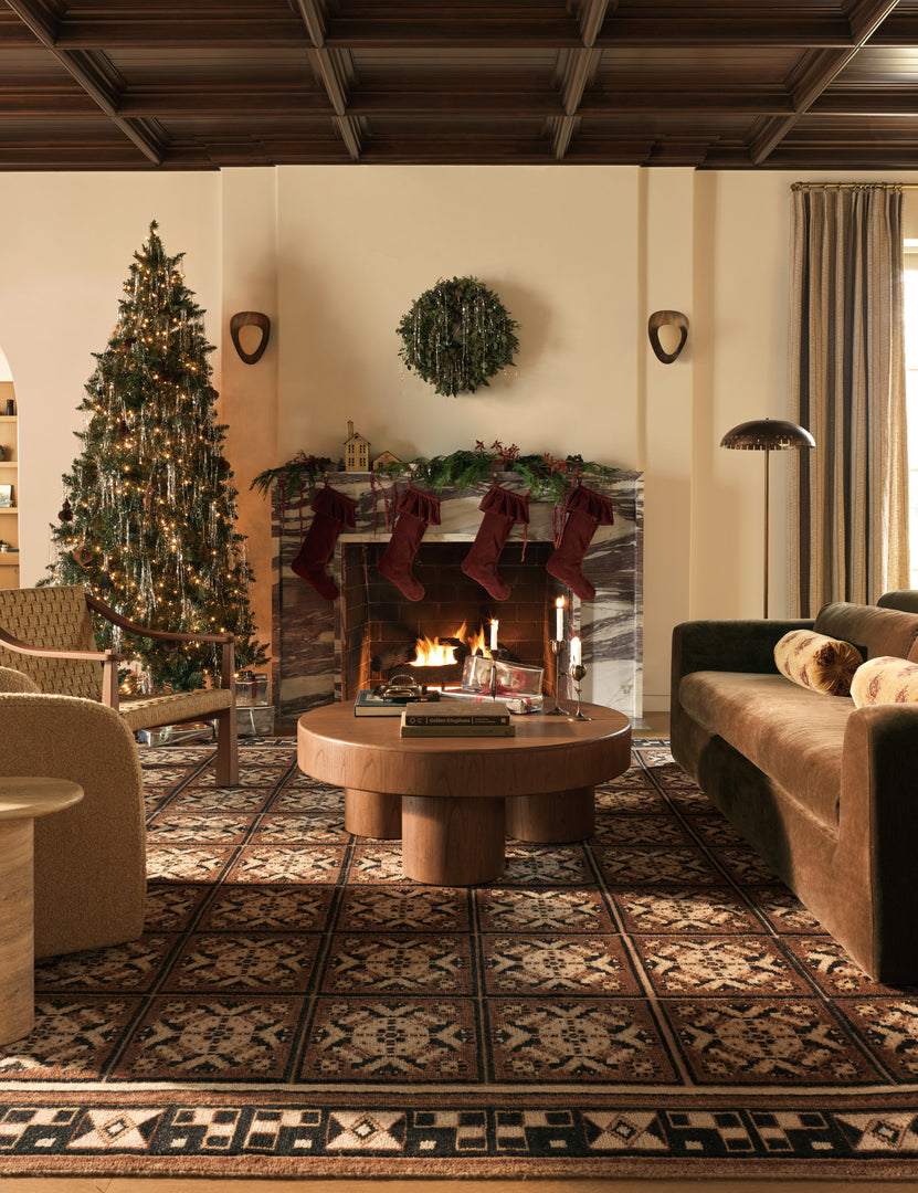 #color::cream-and-antique-brass