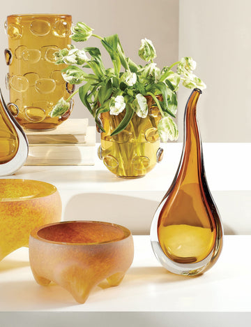 #color::amber #size::small #size::large