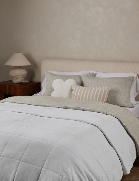 #color::olive #size::king #size::queen #size::twin