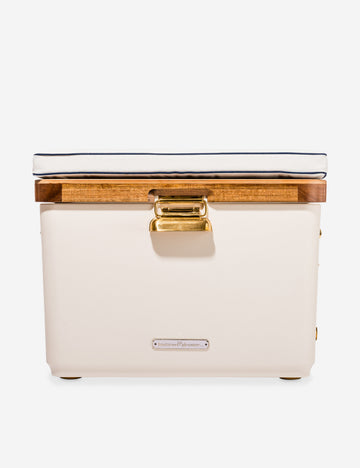 #color::antique-white