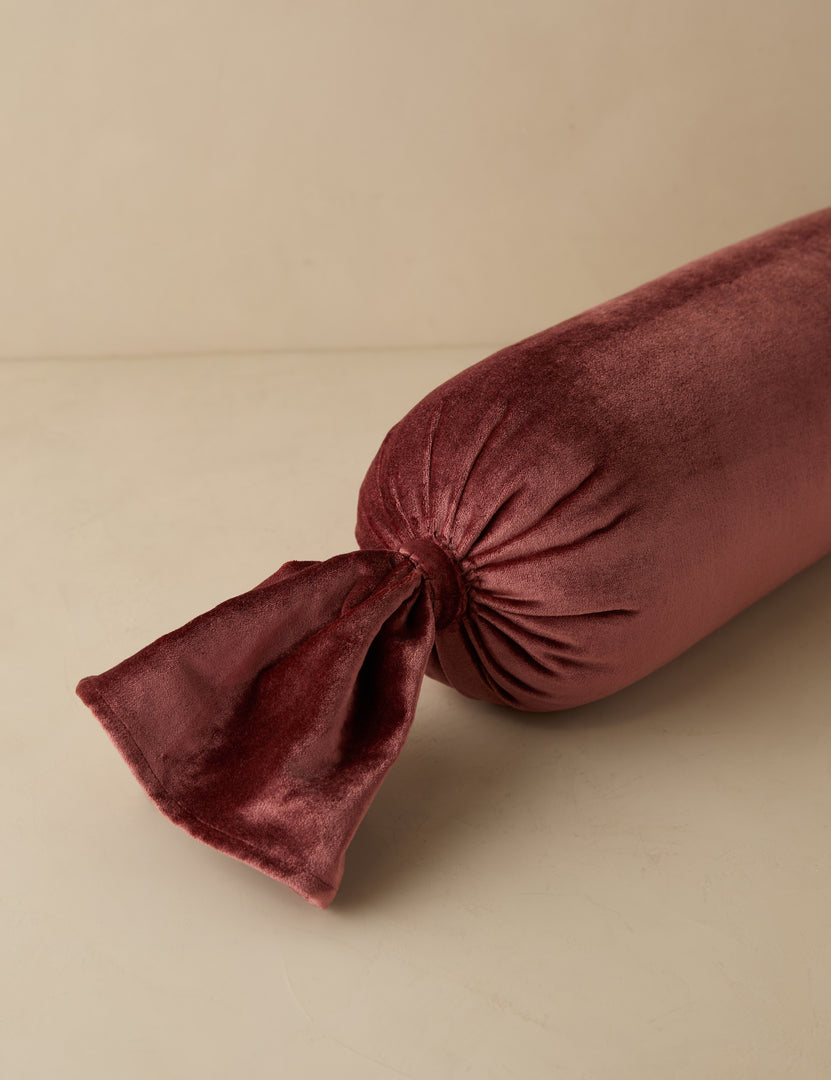 #color::sangria #style::bolster