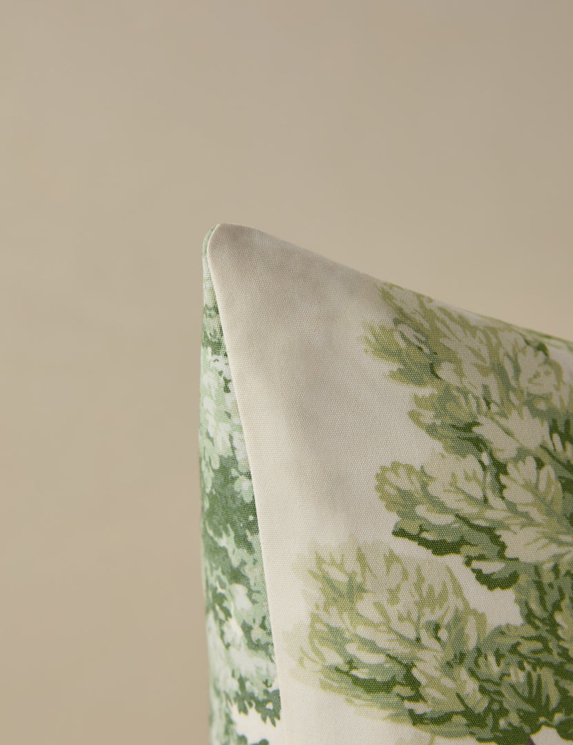 #color::green #style::square