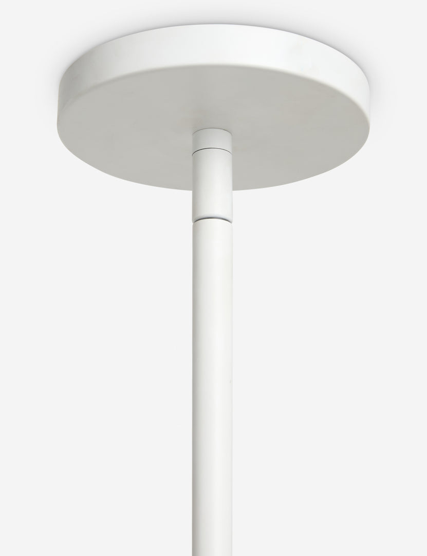 #color::white #size::24-dia