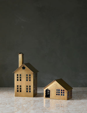 Elodie metal mantel houses