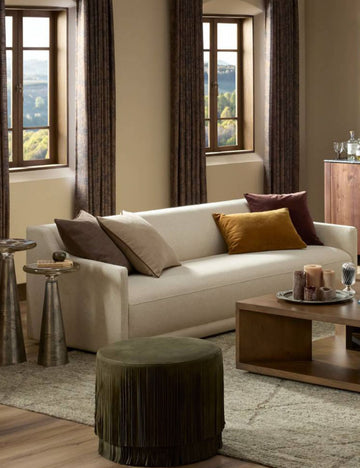 #color::cafe #color::natural #style::lumbar #style::square