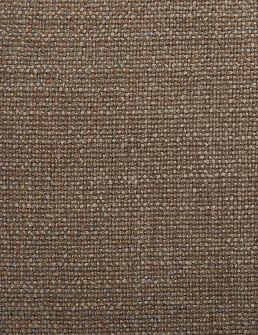 #color::taupe #configuration::left-facing