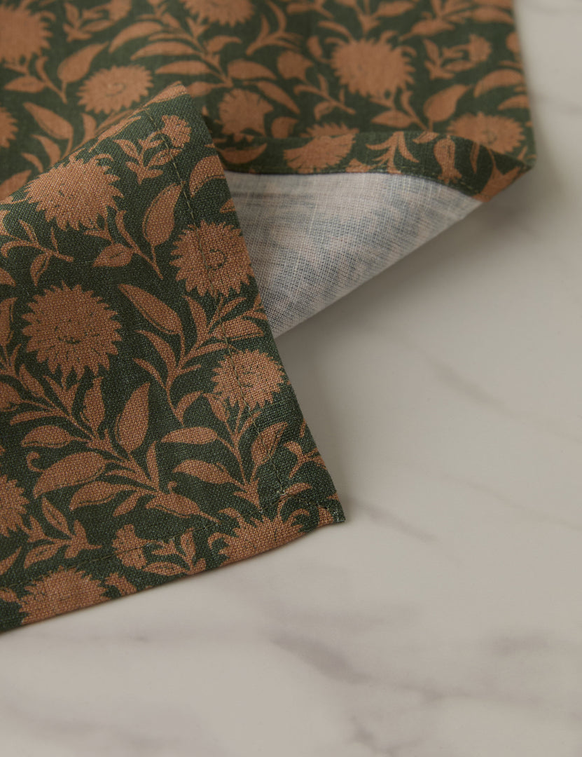 #color::clover-and-flamingo #style::napkin--set-of-4