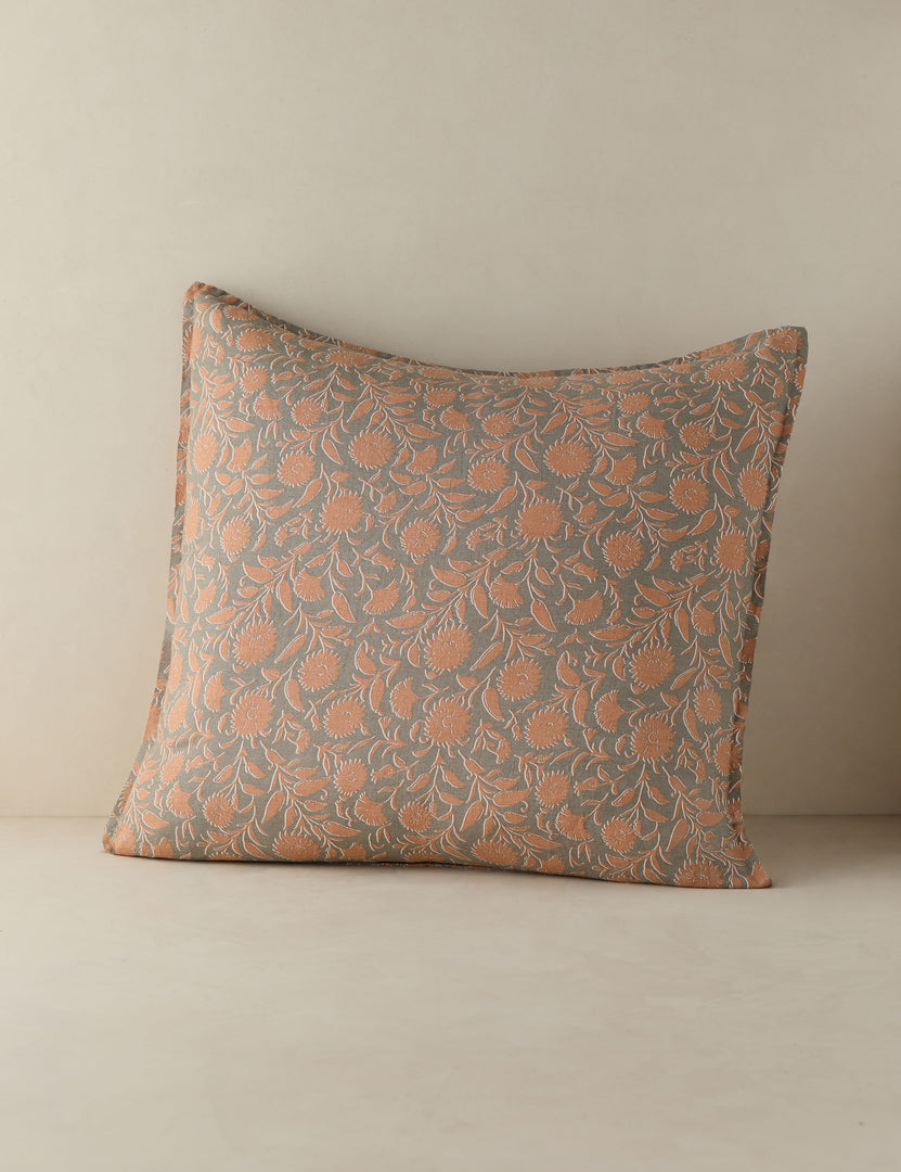 #color::blush-and-jade #size::euro