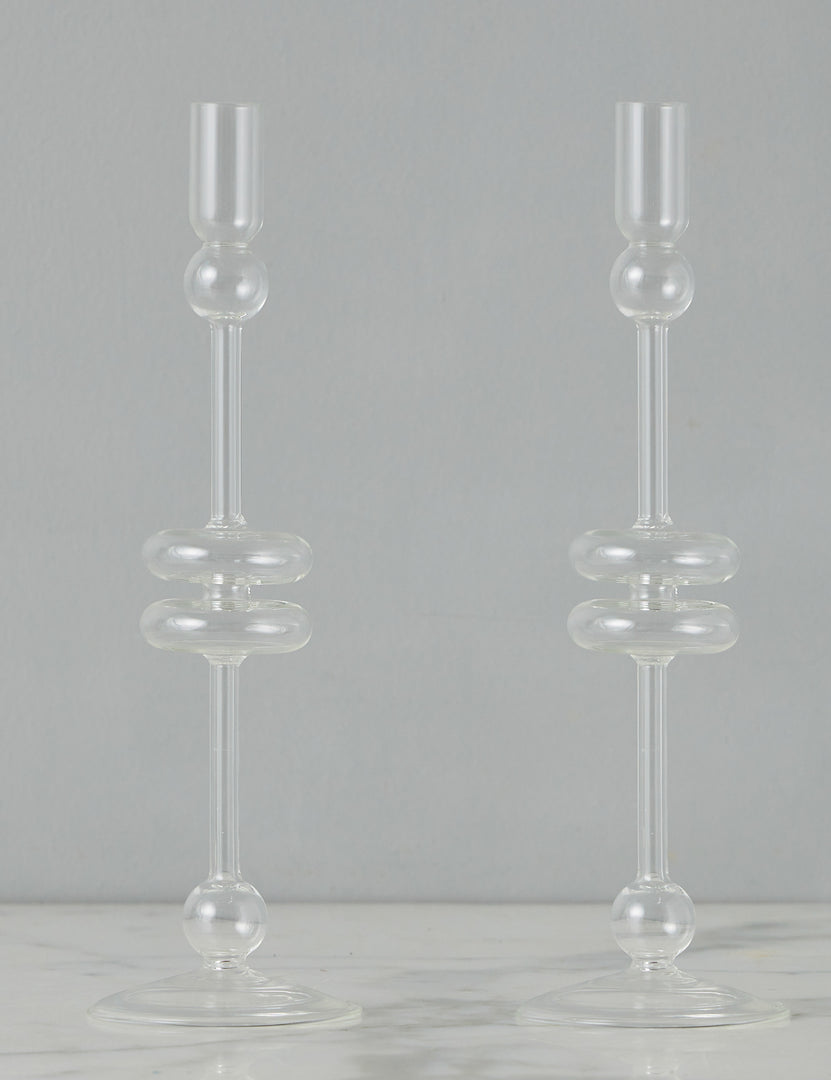 #color::clear #size::large