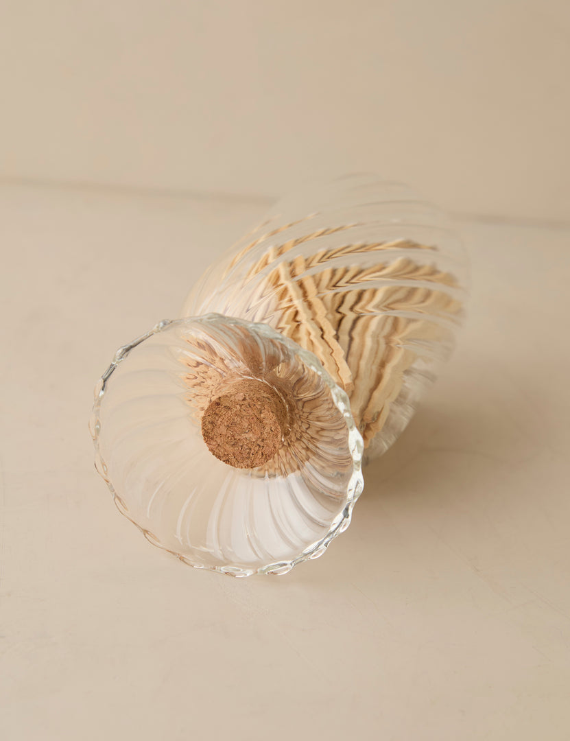 #color::white-helix #size::small