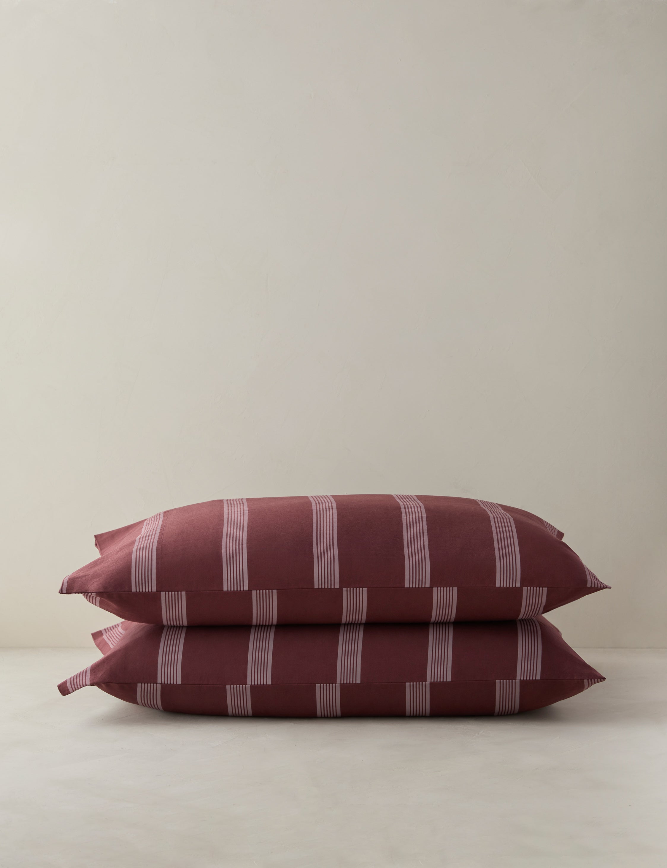 #color::andorra-and-plum #size::king #size::standard