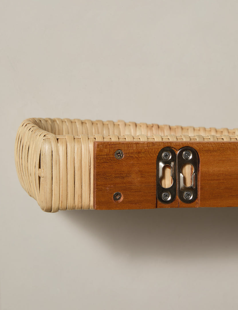 #color::natural #size::small