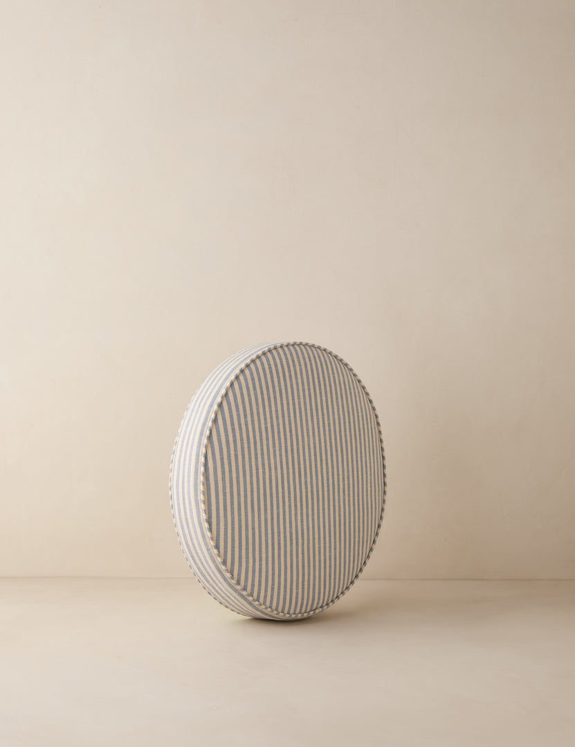 #color::blue #style::disc