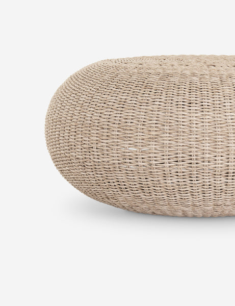 #color::vintage-white