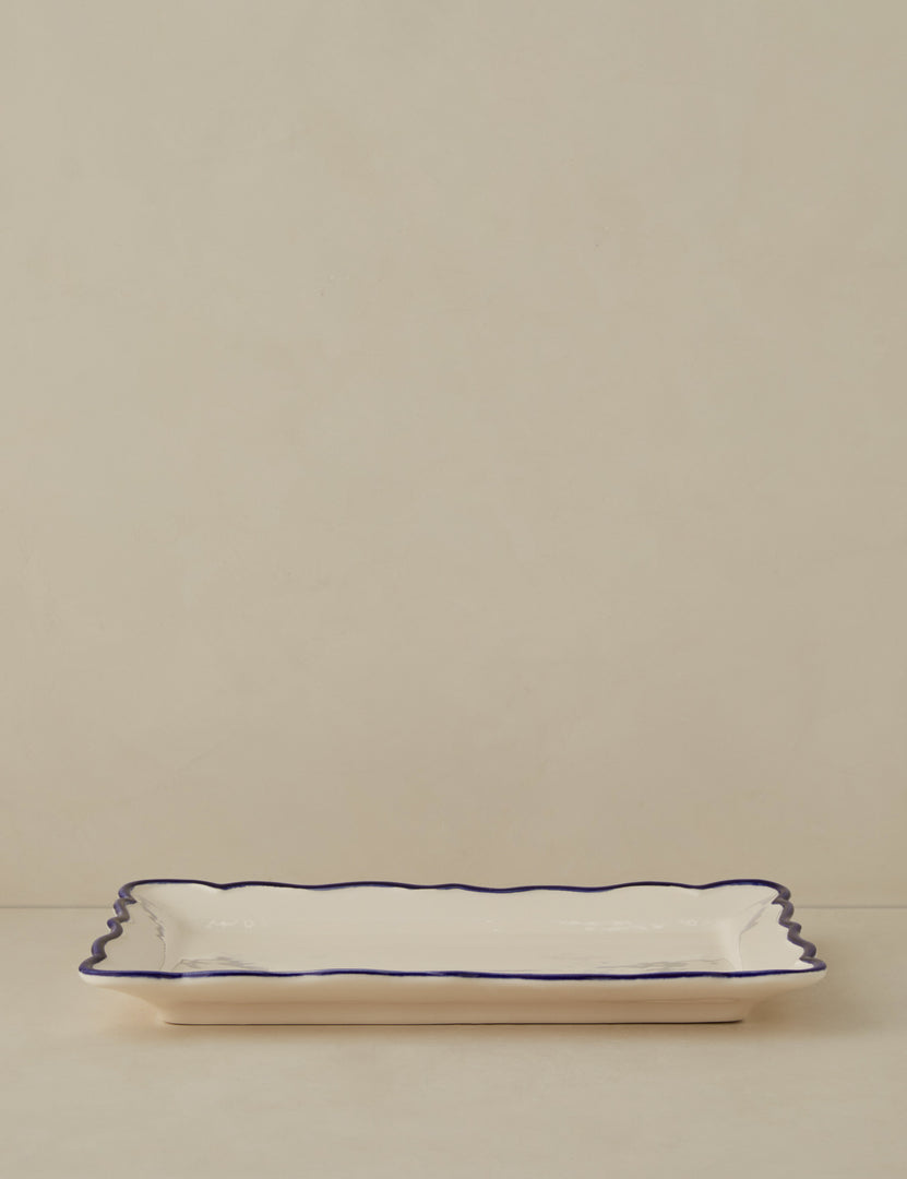 #color::jane-in-blue #style::rectangular-platter