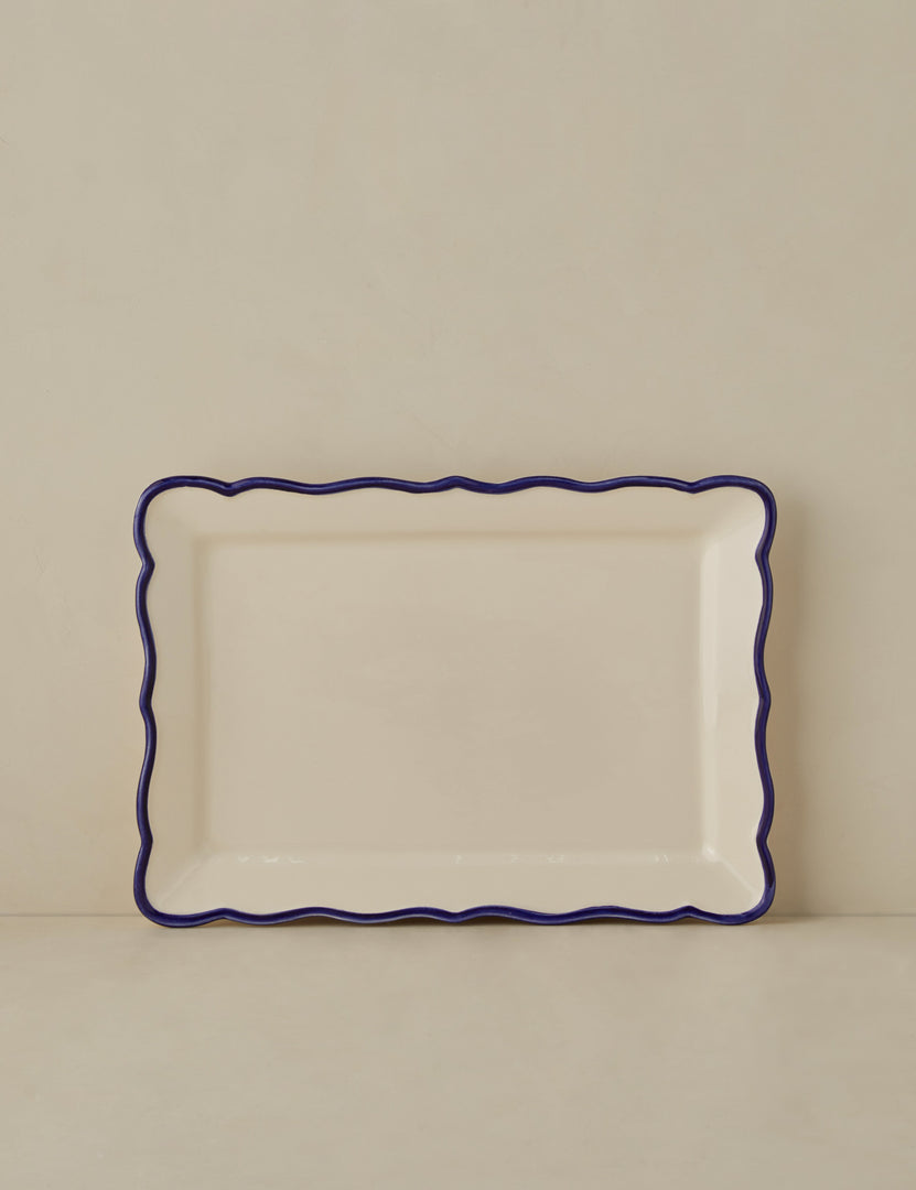 #color::jane-in-blue #style::rectangular-platter