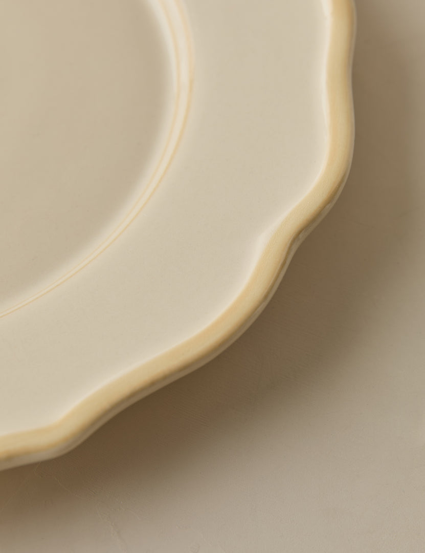 #color::colette-in-beige #style::dinner-plates--set-of-4