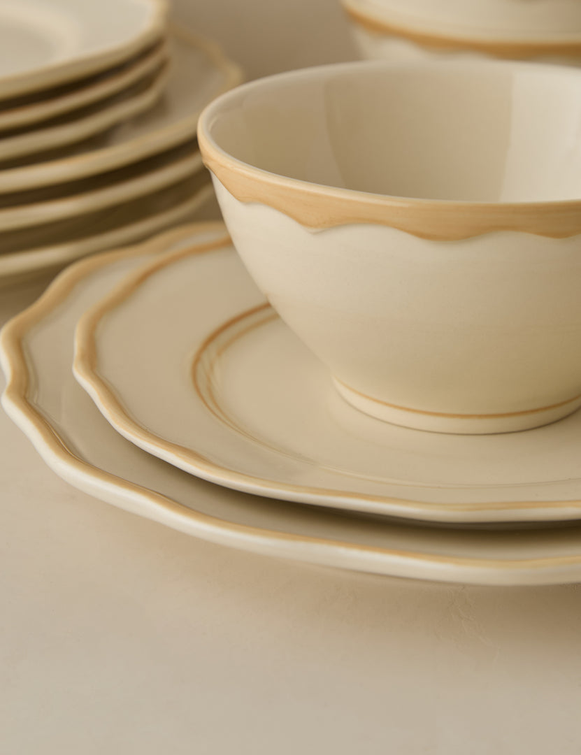 #color::colette-in-beige #style::12-piece-set-with-cereal-bowl