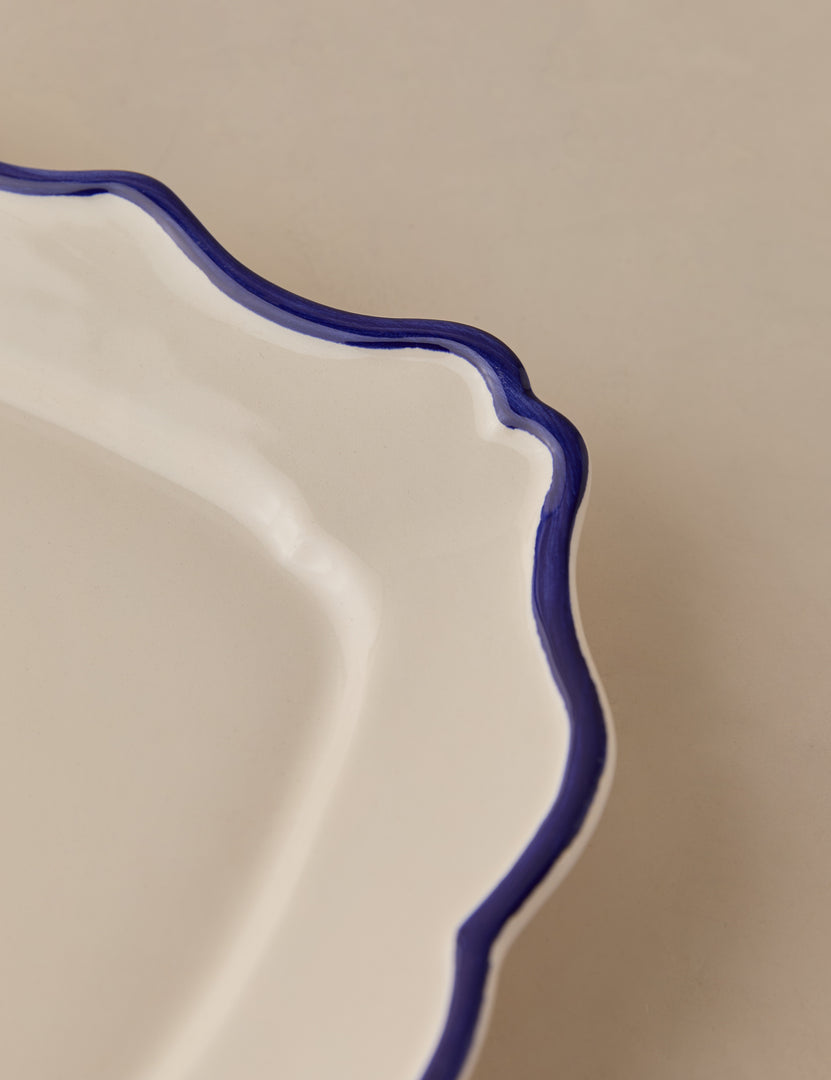 #color::jane-in-blue #style::rectangular-tray