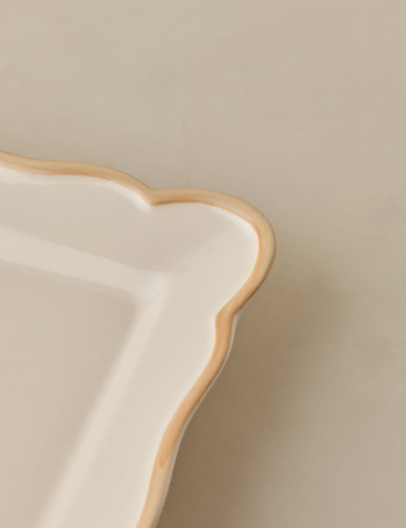 #color::colette-in-beige #style::rectangular-platter