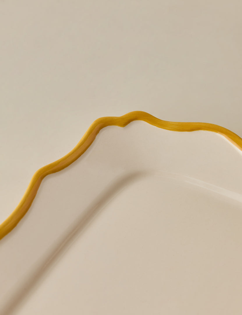 #color::giovanna-in-yellow #style::rectangular-tray